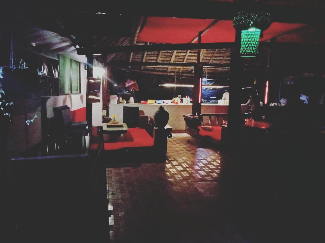 מלון ורקלה Mango Palace מראה חיצוני תמונה